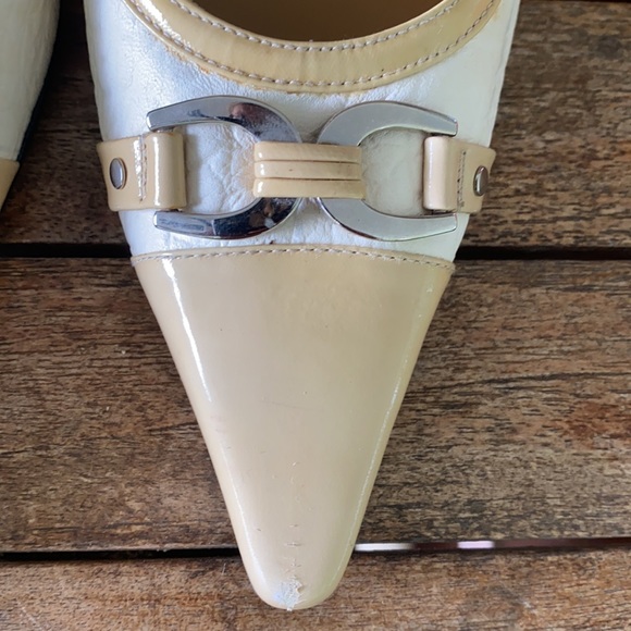 Stuart Weitzman Size 8 M Pointy Toe Slingback Heels - Picture 4 of 15